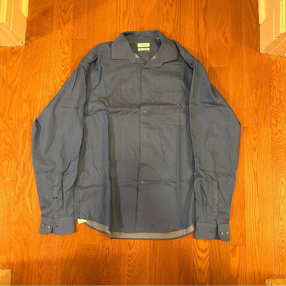 NWOT Calvin Klein Blue Button-Up Short Sleeve Shirt